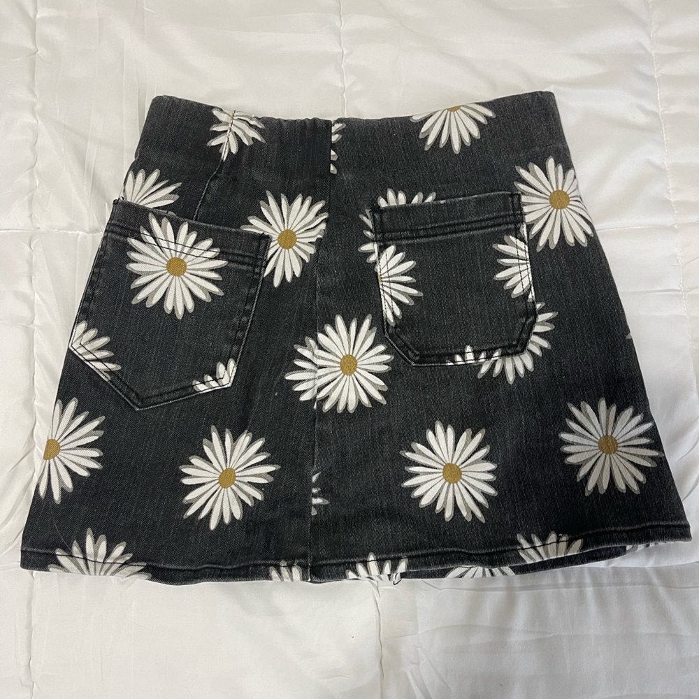 Show Me Your MuMu Black Daisy A-Line Skirt